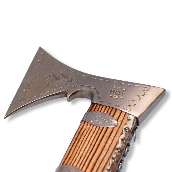mountaneer's stick
